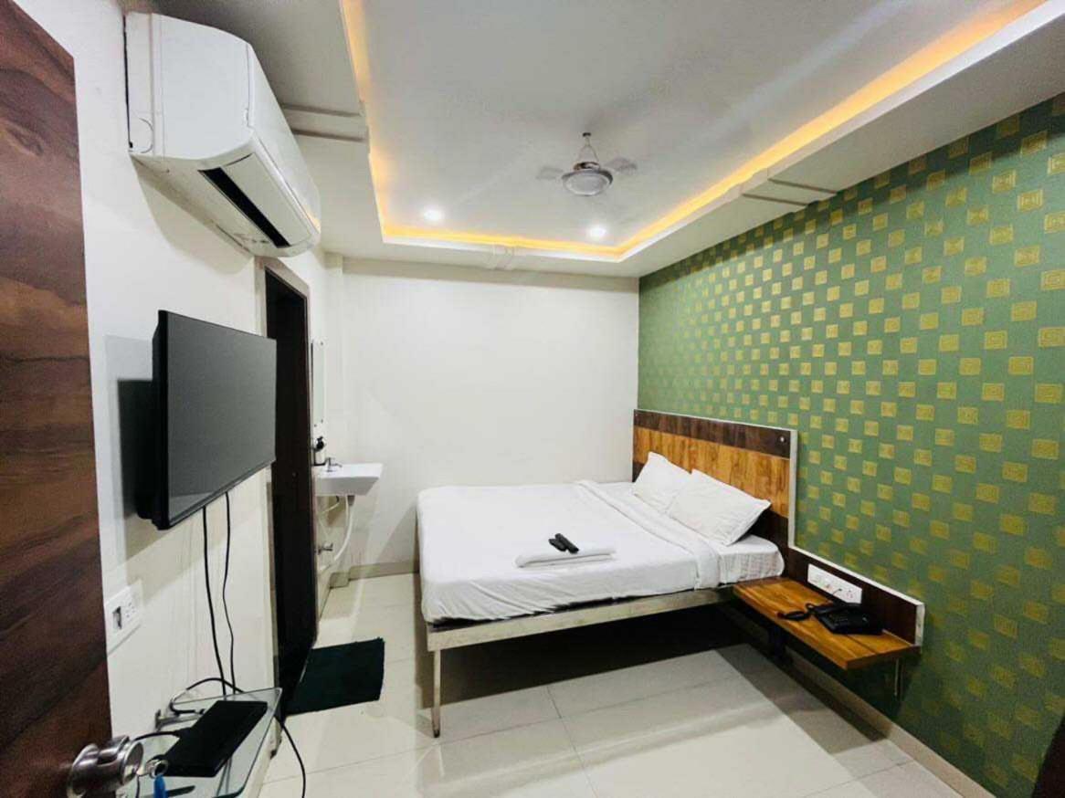 Oyo 88521 Hotel Swagstay Indore Eksteriør billede